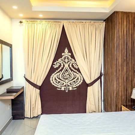 Two Bedroom Deluxe Apartment In Bahria Town Rawalpindi Esterno foto