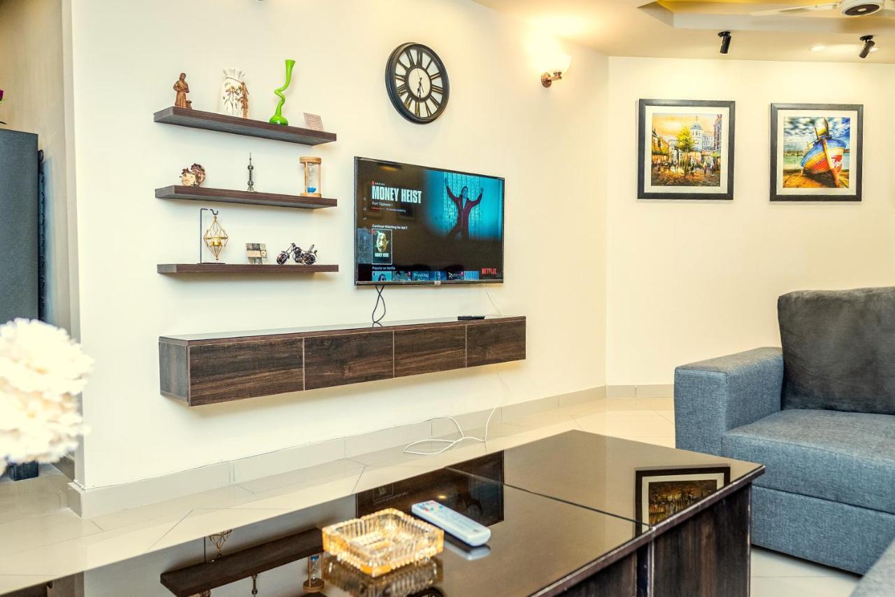 Two Bedroom Deluxe Apartment In Bahria Town Rawalpindi Esterno foto