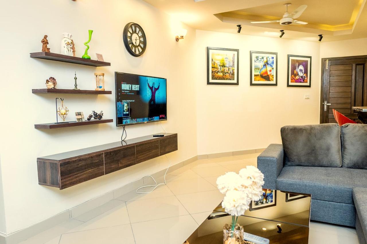 Two Bedroom Deluxe Apartment In Bahria Town Rawalpindi Esterno foto